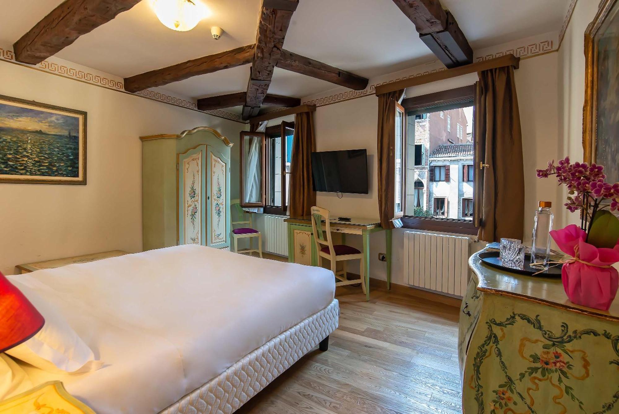 Hotel La Fenice Et Des Artistes Venice Luaran gambar