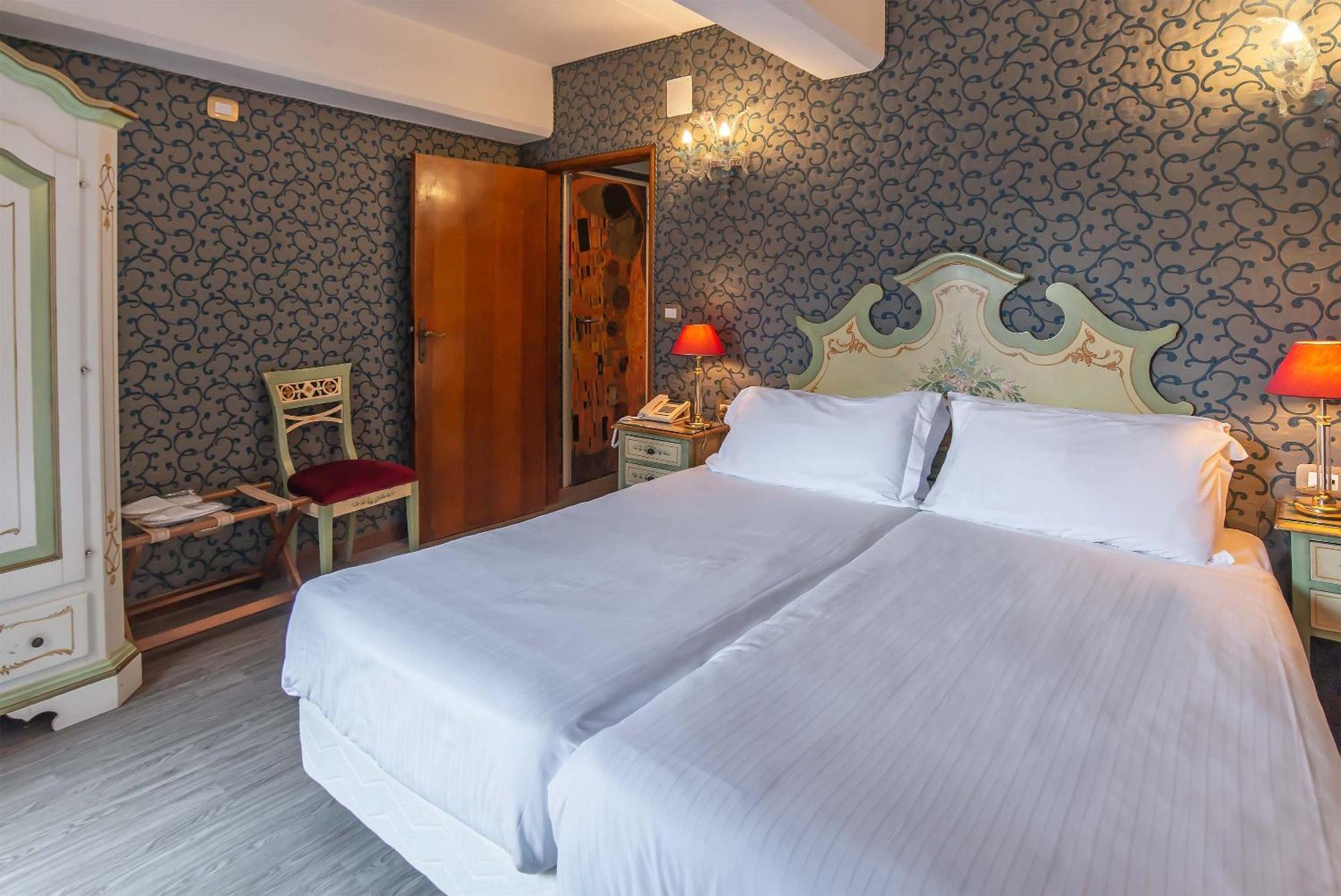 Hotel La Fenice Et Des Artistes Venice Luaran gambar