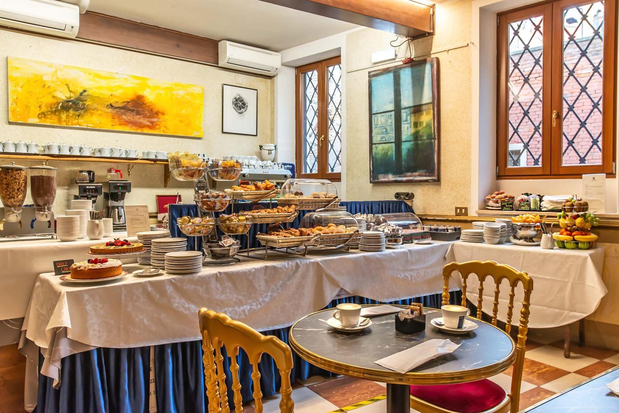 Hotel La Fenice Et Des Artistes Venice Luaran gambar