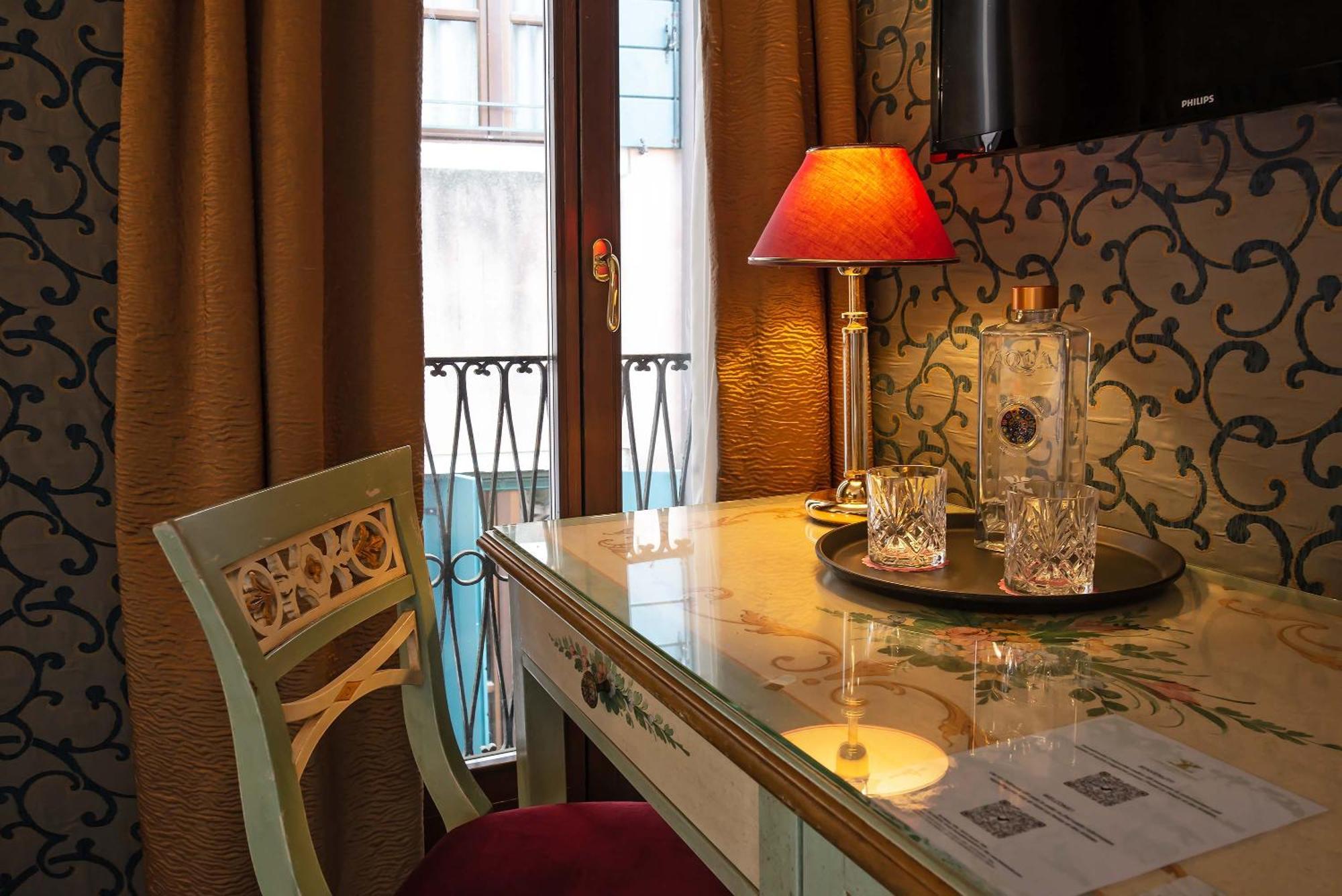 Hotel La Fenice Et Des Artistes Venice Luaran gambar