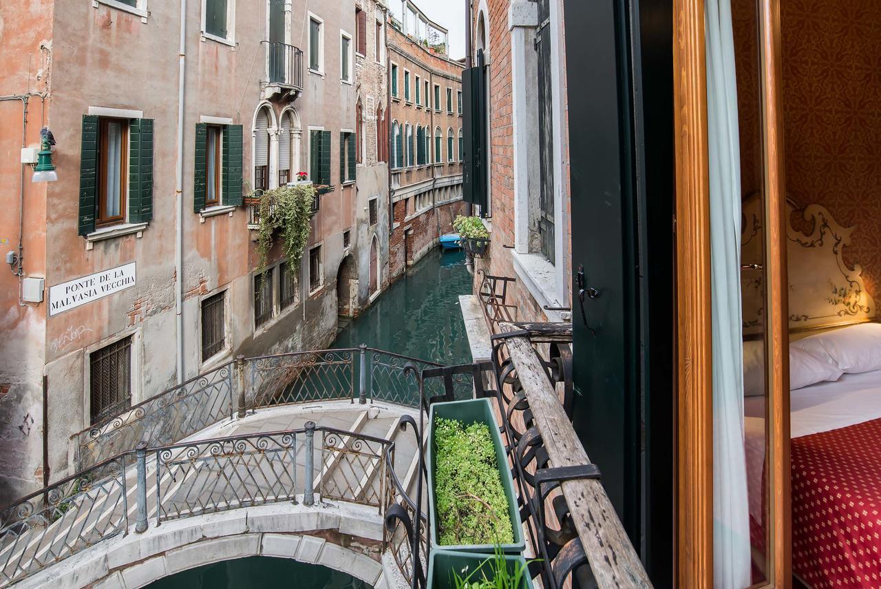 Hotel La Fenice Et Des Artistes Venice Luaran gambar