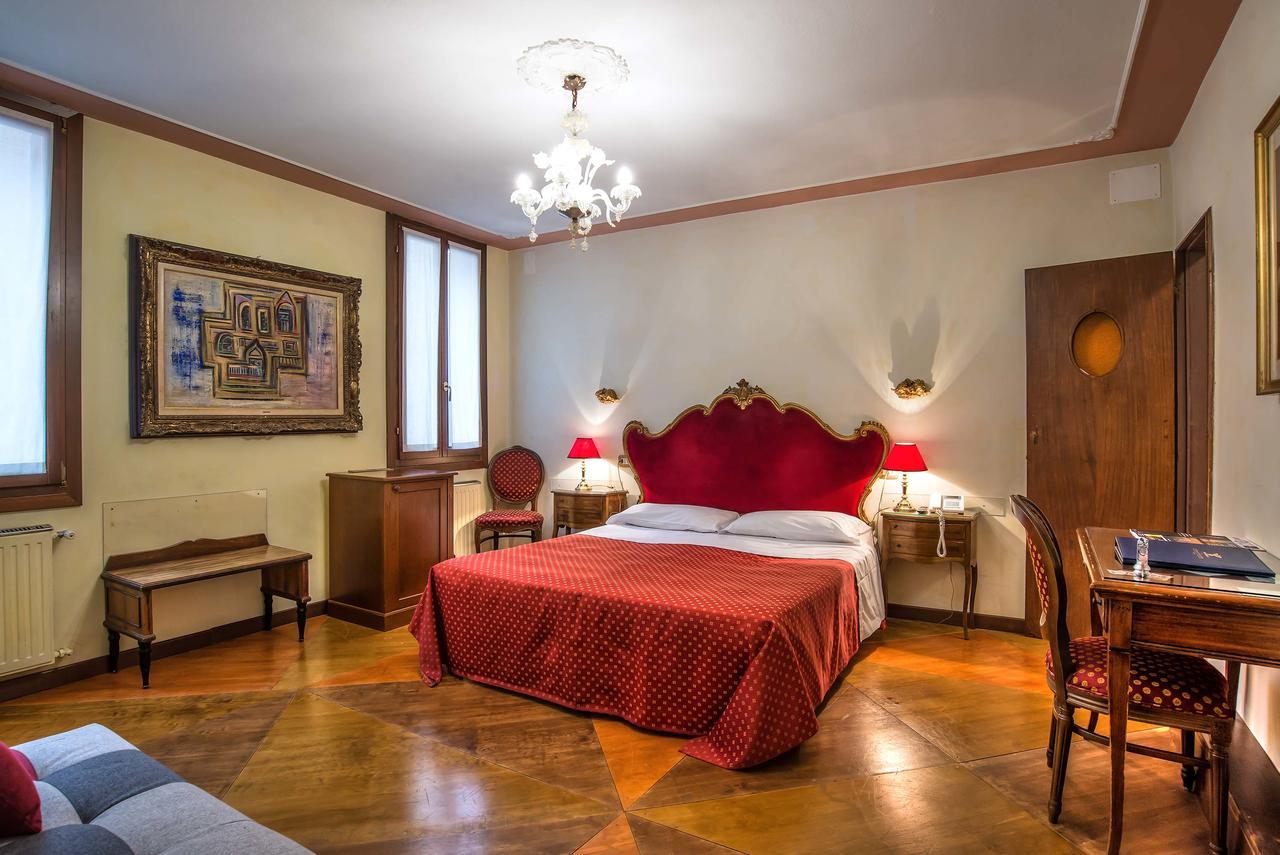 Hotel La Fenice Et Des Artistes Venice Luaran gambar